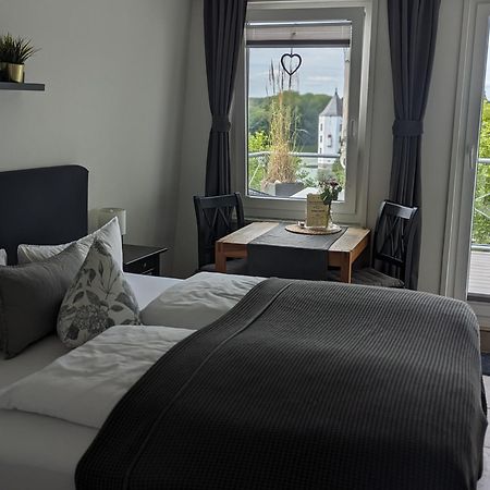 Hotel Am Wasserschloss Glücksburg Екстериор снимка